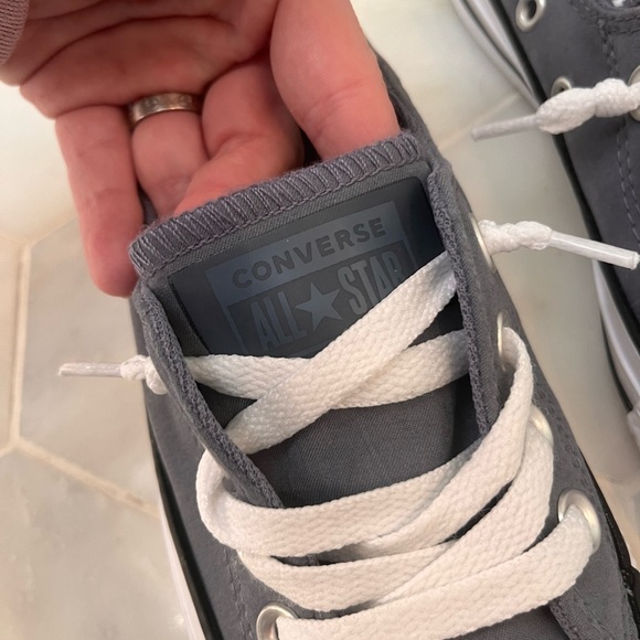 Converse size 5 - Picture 2 of 5